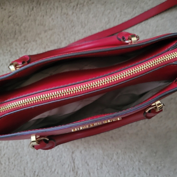 Michael kors Ellis Satchel - Picture 4 of 5